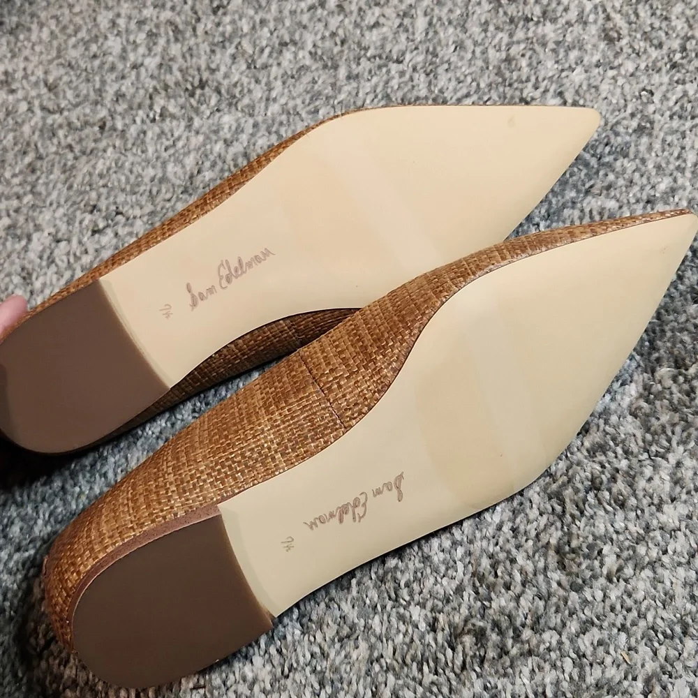 Sam Edelman Brown Pointed Flats - Picture 4 of 10